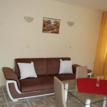 Renta Bg In * ツァレヴォ