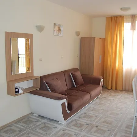 Renta Bg In ツァレヴォ