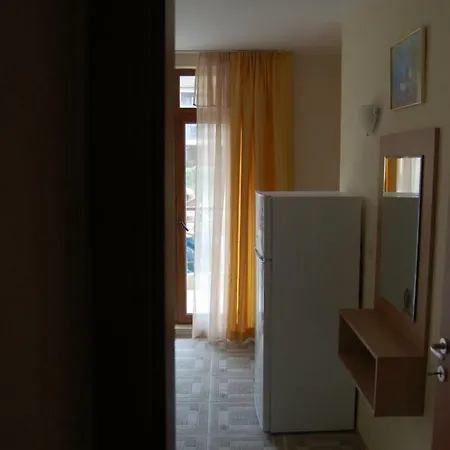 アパート Renta Bg In